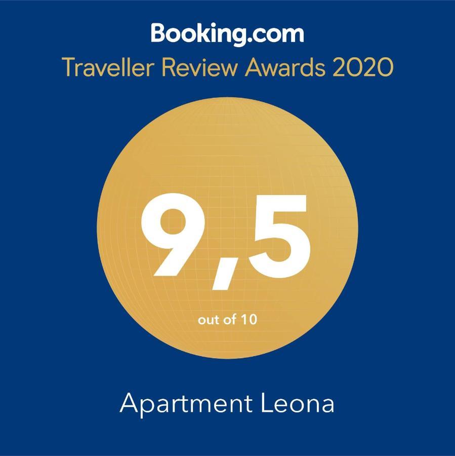 Apartment Leona Pula Exterior photo